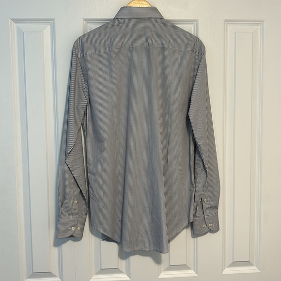 BNWT Armani Collezioni Shirt 39/15.5 - Picture 2 of 10